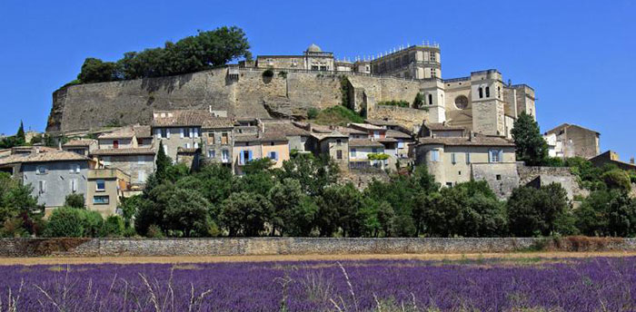 Grignan, un village plein de charme
